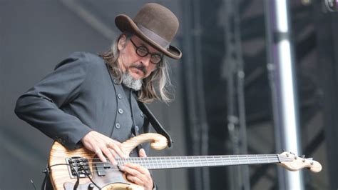 Primus Les Claypool Bass Rig Rundown 